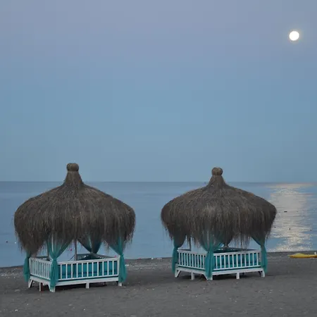 فندق Elamir 4*